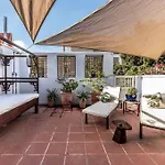 Stylish Heritage House In Trendy Tamboerskloof