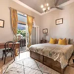 Stylish Heritage House In Trendy Tamboerskloof